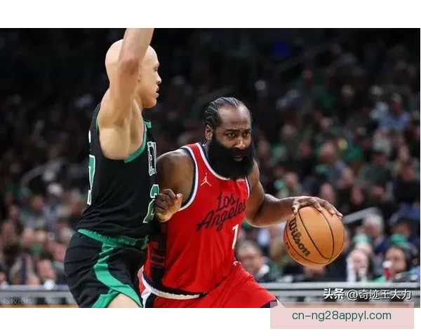 单核哈登狂砍36分率队取胜