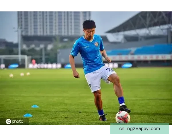 官方：34岁韩前国脚李记帝加盟